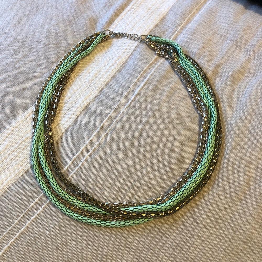 Statement necklace
